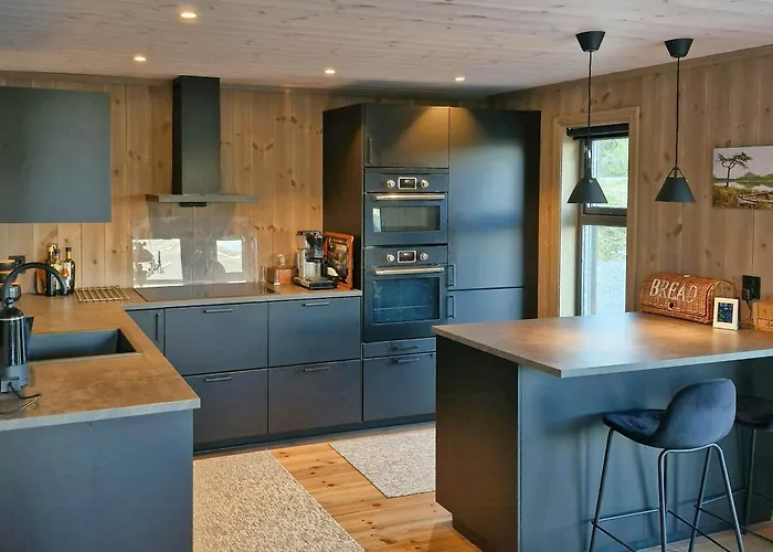 Ferienhaus Mountain With Sauna In Sunnmorsalpane